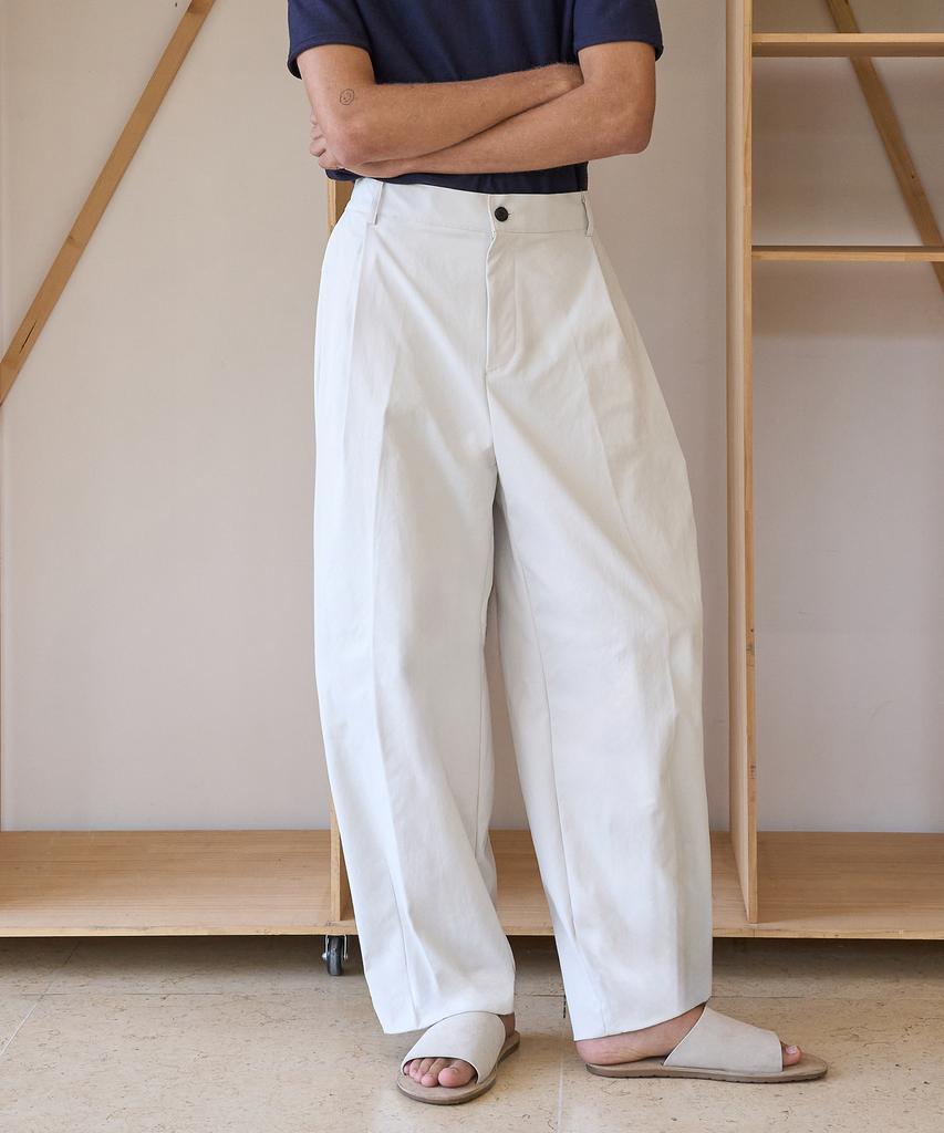 TRIP LE SENS Relaxed Pleated Slacks_Off White