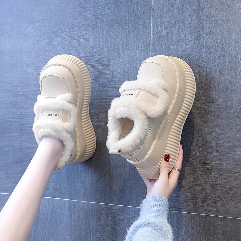 Small new outer wear winter fluffy shoes piled heightened thick soles thickened snow boots's cotton shoes tide