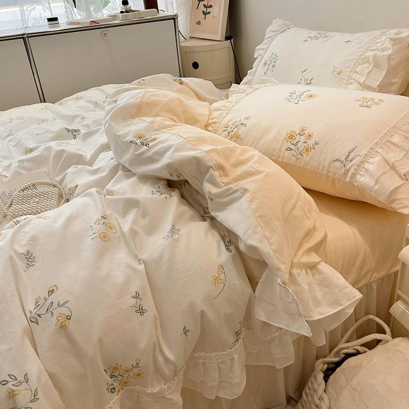 Cotton Bedding Four-piece Set Lace Quilt Cover Bed Sheet Pillowcase