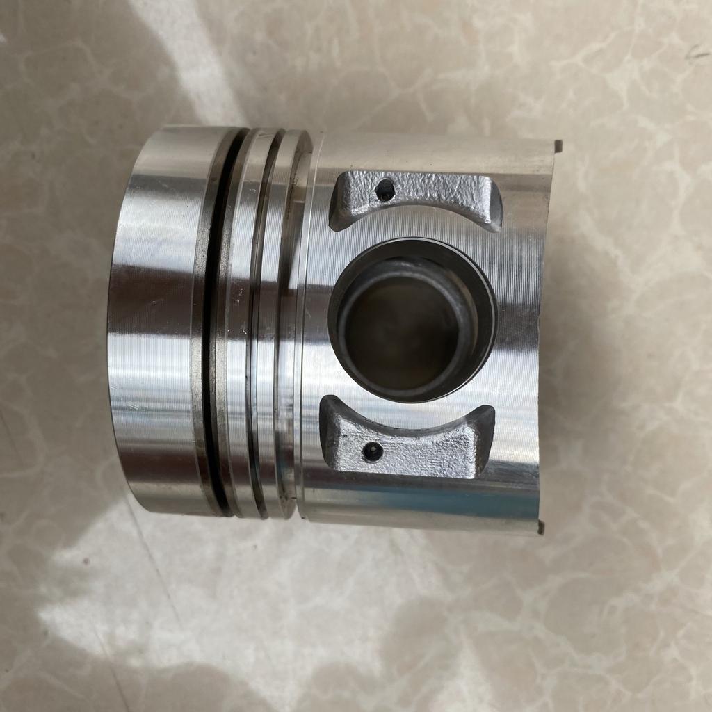 FOR NISSAN DIESEL UD TRUCK FE6 ENGINE PISTON