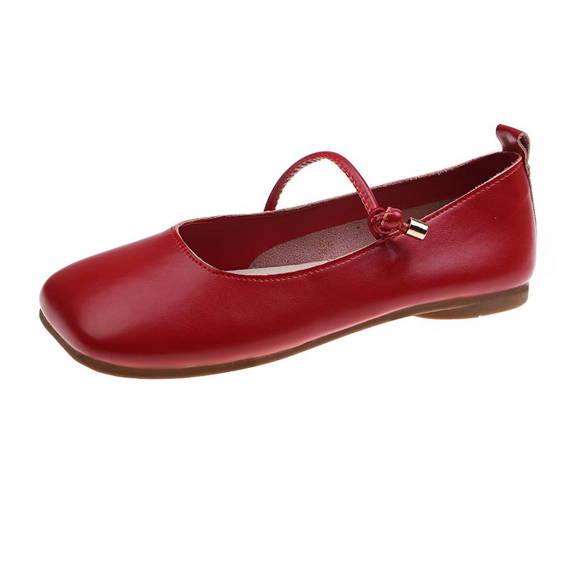 Fashion Ladies Shoes On Sale 2025 Stylish Black Leather Flat Shoes for Women Comfortable and Versatile Single Shoes for Everyday Wear