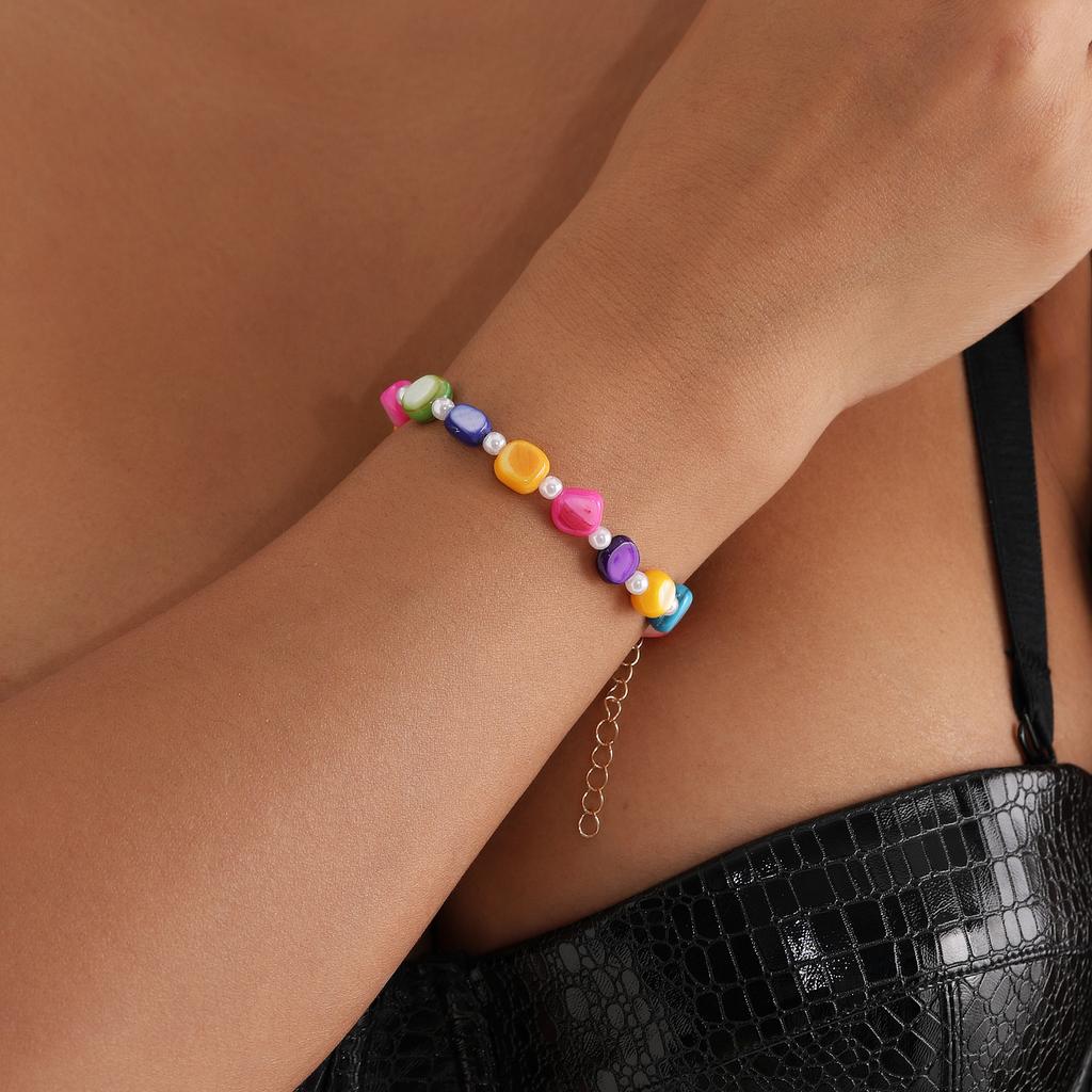 Böhmischer ethnischer Stil, gemischte Farben, Perlen-Muschel-Halskette, weiblicher Stil, einfache Strand-Schlüsselbeinkette