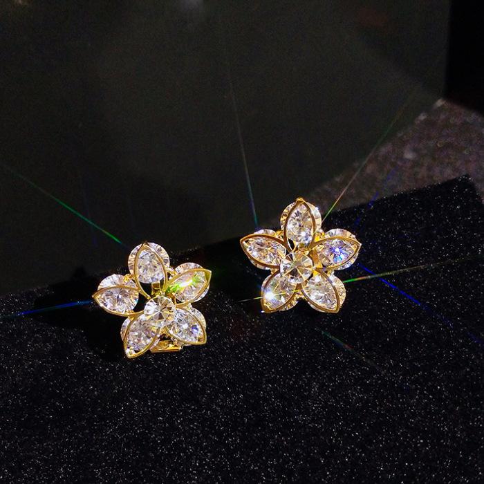 

Zircon Flower Earrings Personality Temperament Ear Clips No Ear Piercings Simple And Exquisite Niche Premium Earrings Women