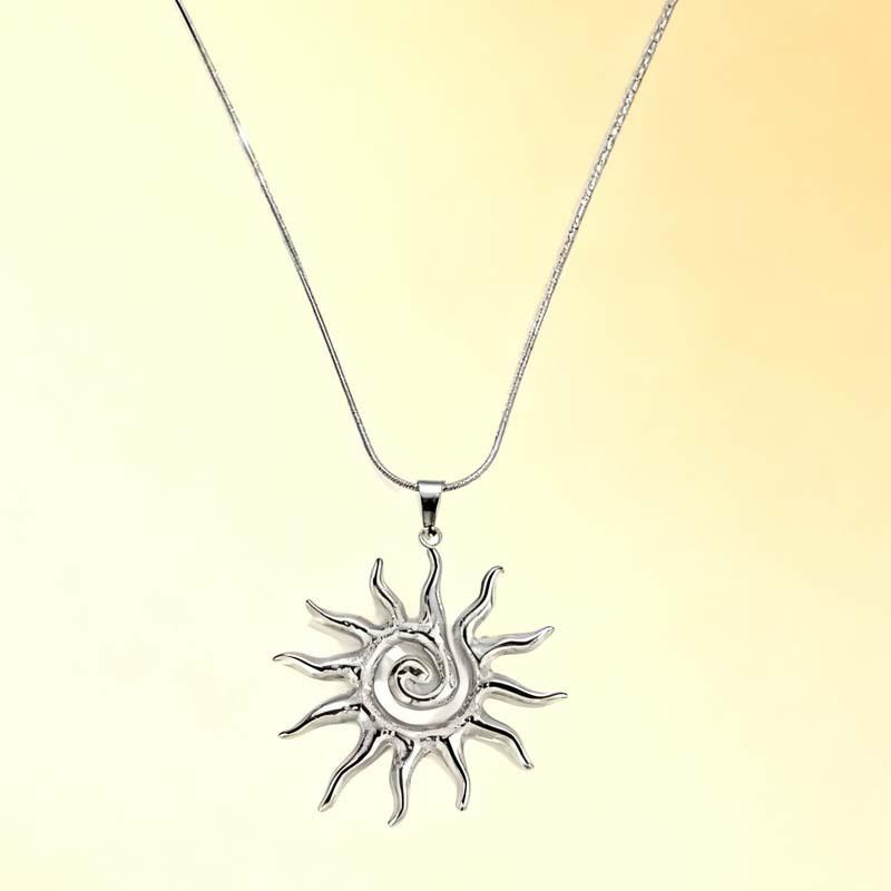 1Pc Gold Sun Pendant Necklace – Spiral Hollow Out Charm for Women, Minimalist Fashion Choker, Trendy Statement Jewelry