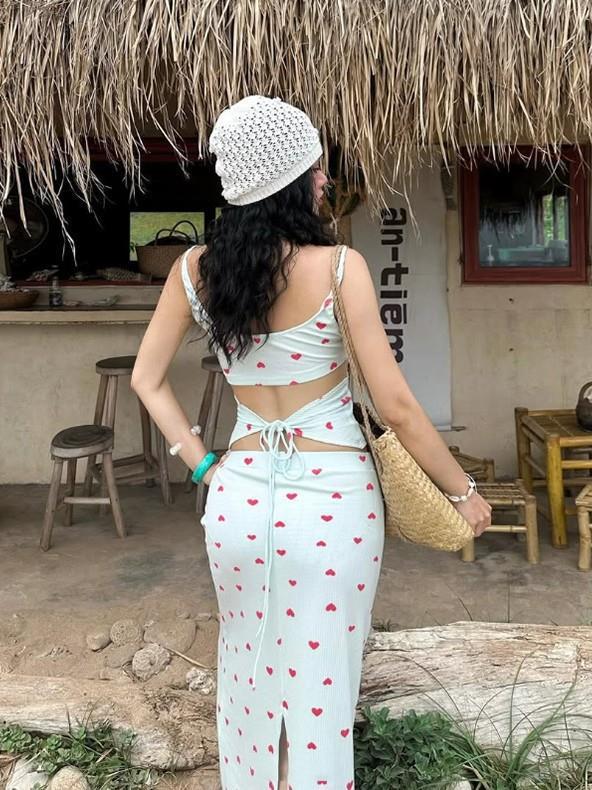 Beach Pattern Heart Bikini and Long Skirt Four-Piece Set - Women's Slimming Resort Swimsuit