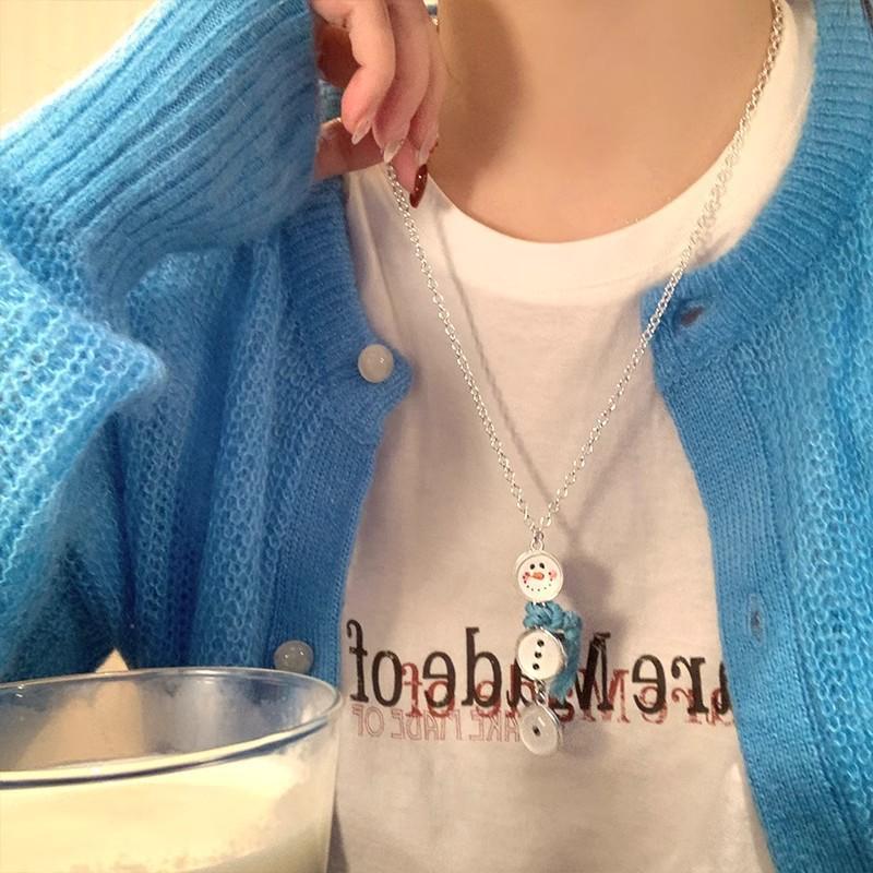 Autumn and winter design sense white snowman button necklace schoolgirl party niche retro exquisite Christmas sweater chain