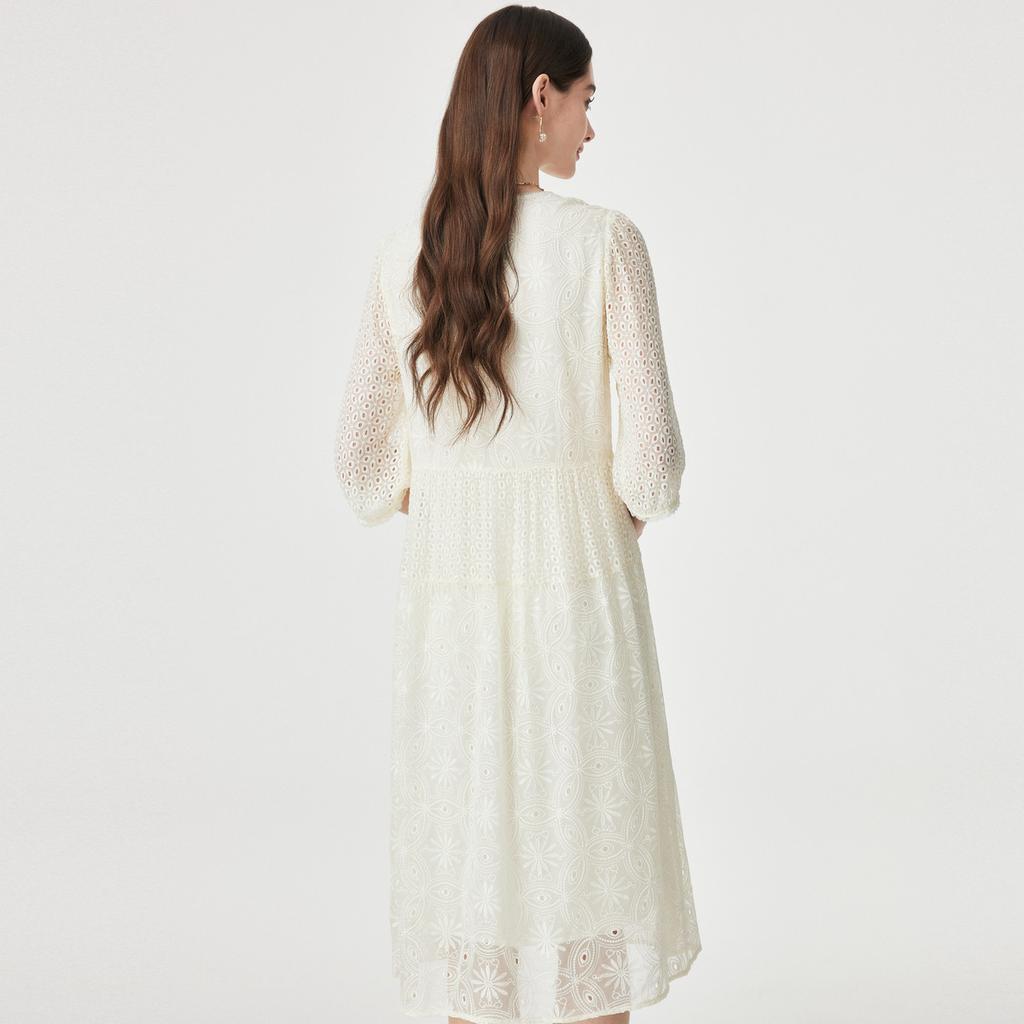 100% Mulberry Silk] Spring and Summer V-neck Elegant Hollow Embroidery Loose and Slimming Silk Dress for Women