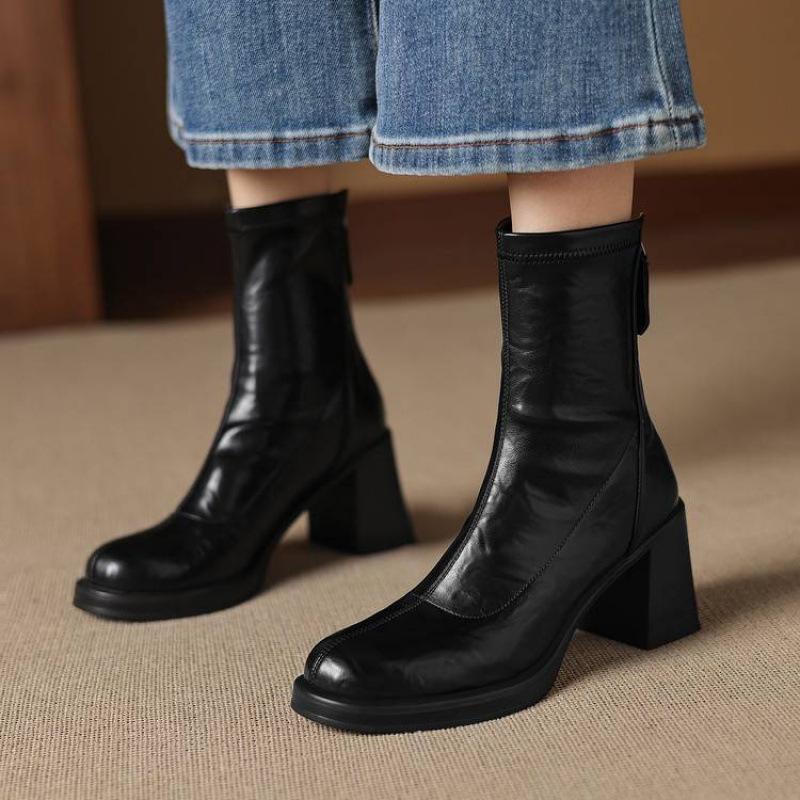 Autumn and Winter Women's Large Size Knight Boots Solid Color Rubber Sole Versatile Medium Heel Women's Boots Round Head Square Heel Zipper Medium