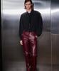 UNTAGE Leather Zipper Slim Trousers [Burgundy (Unisex)]_Uth-Fp34