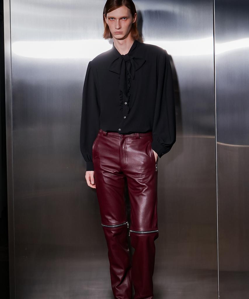 UNTAGE Leather Zipper Slim Trousers [Burgundy (Unisex)]_Uth-Fp34