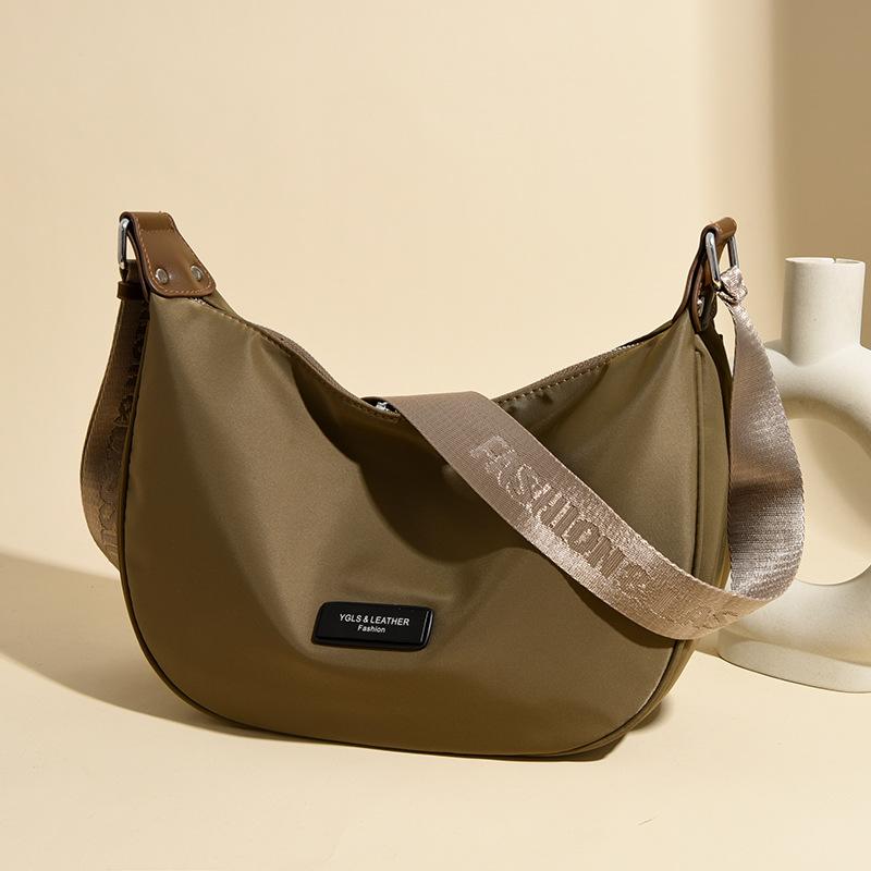 

Today s popular bags women s bags new fashion commuter soft leather simple shoulder messenger bag casual dumpling bag