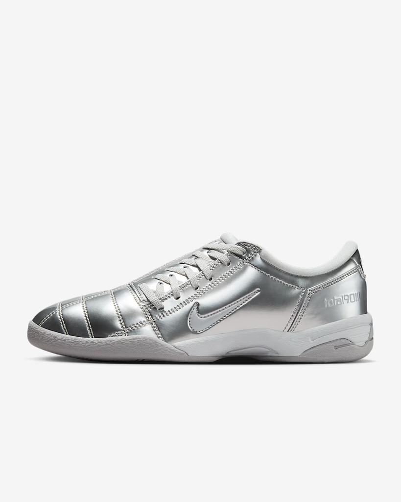 II9792-011 Nike Total 90 3 Metallic Platinum (Women's)
