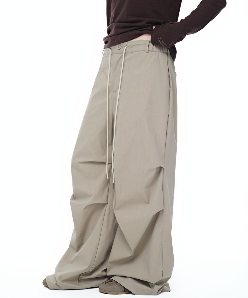AEGO FREEDOM LAB Double Tuck Nylon Pants_Beige
