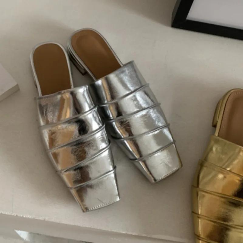 Fashion Women Casual Slippers 2025 New Summer Comfort Shoes Women Home Outdoor Daily Sandals Lightweight Designer Slippers Slides Women