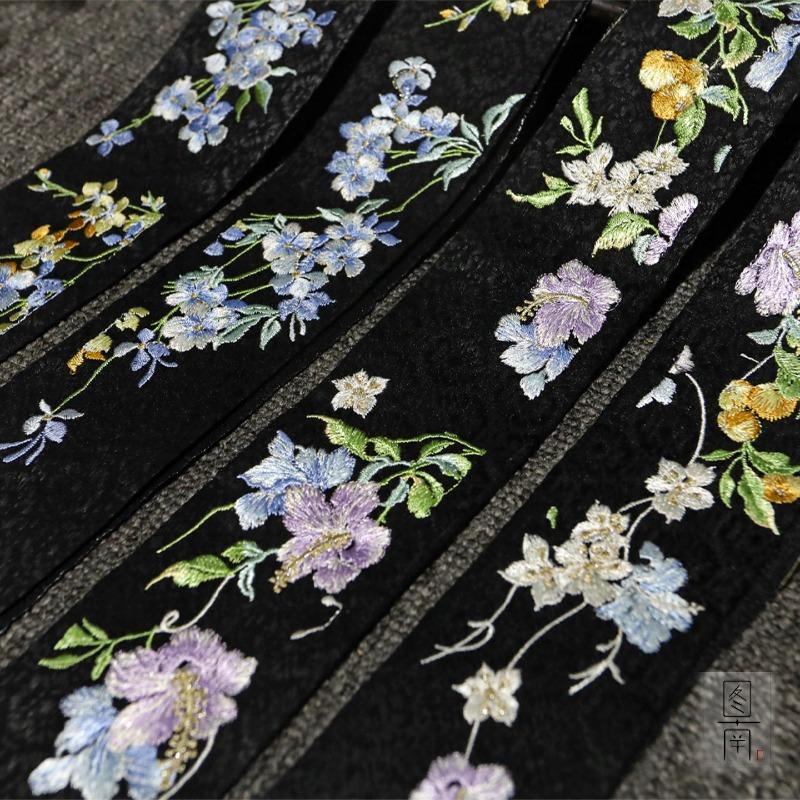 Left/Right Chinese Style Embroidered Lace Trim Fabric Collar Decoration for Hanfu Ancient Costume Skirt DIY Sewing Accessories