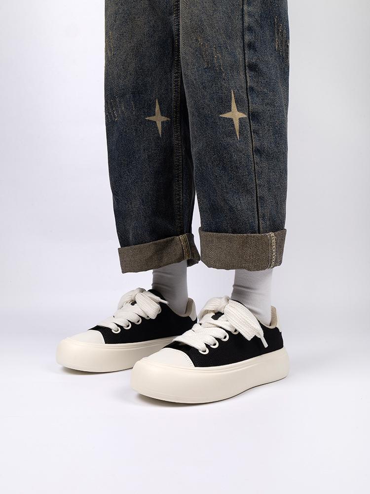 Men's 2025 Thick-Soled Canvas Shoes: Trendy, Height-Increasing Casual Shoes for Spring and Autumn.