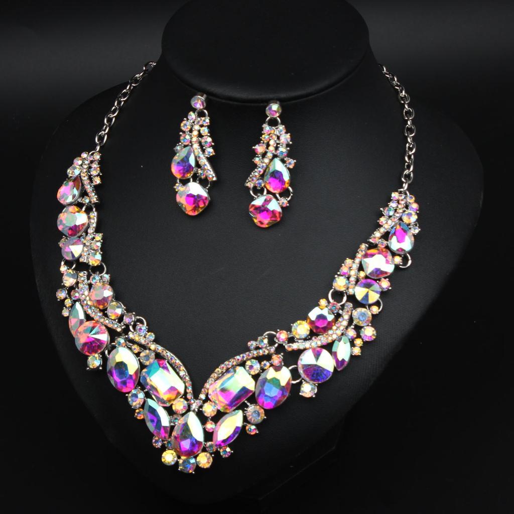 2026 European and American Bridal Banquet Dresses Rhinestone Necklace Earring Set Women's Collarbone Chain Fashion Accessories