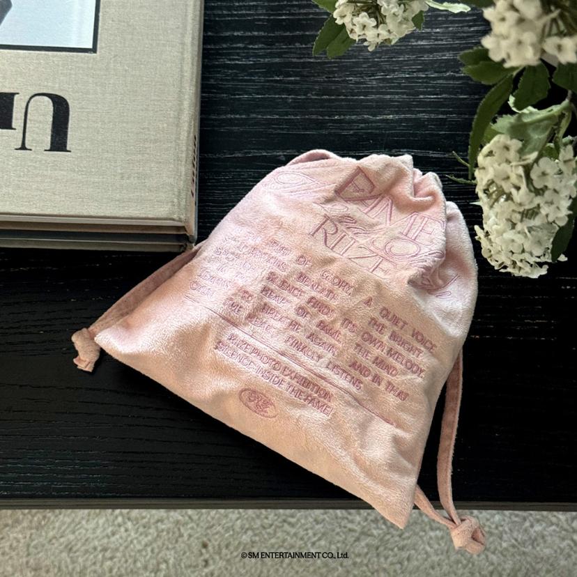 Pre-order RIIZE Silence: Inside the Fame Velvet Pouch