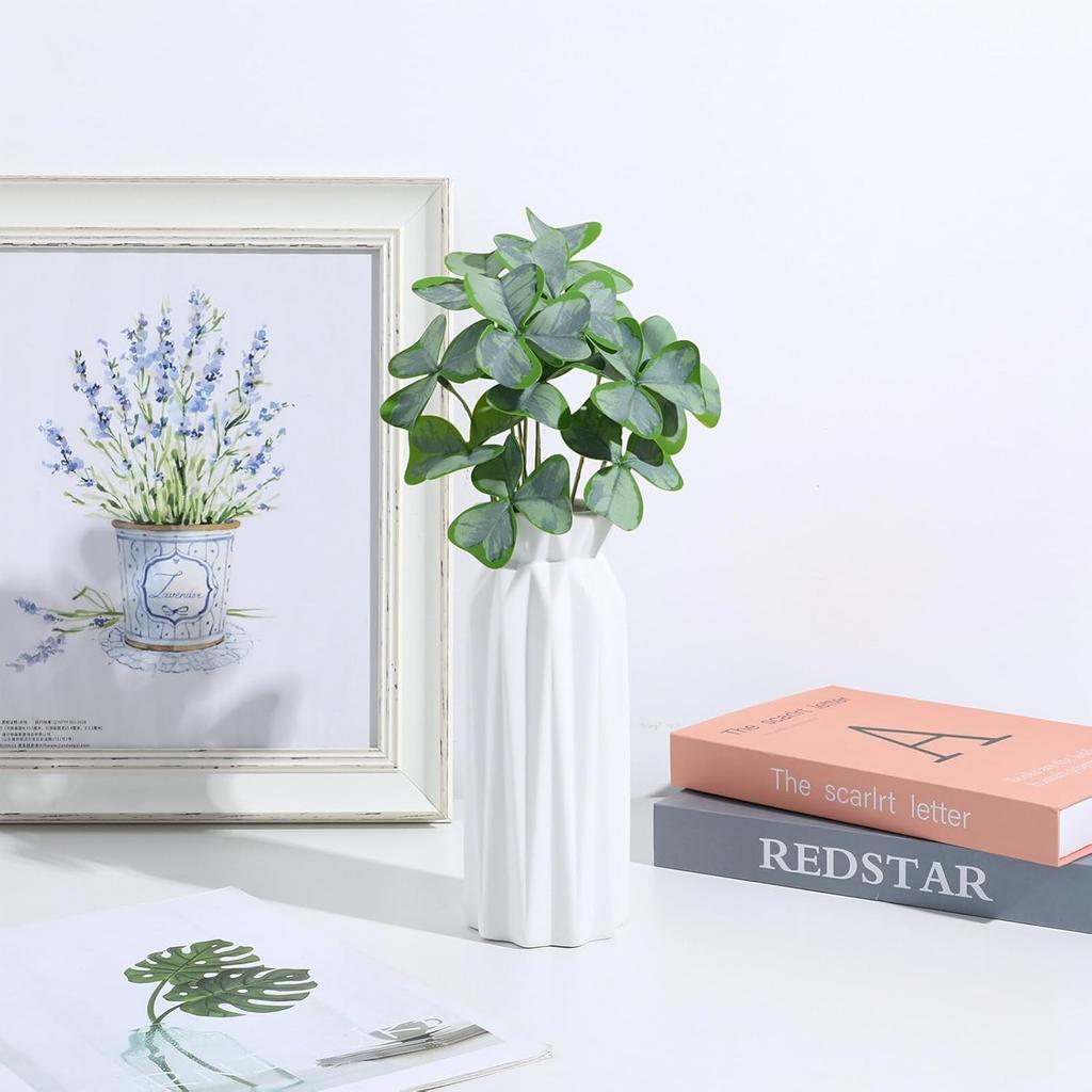 IMIKEYA Artificial Shamrock Clovers Plants Simulated Green Plants - St Patricks Day Lifelike Greenery Bouquets Floral Stems Bonsai for Irish Party