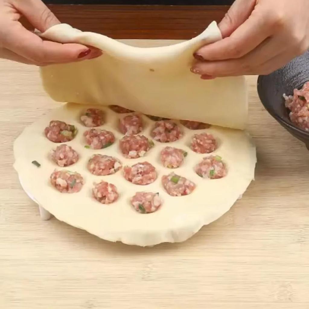 1ks-Kuchyňský lis na těsto Forma na výrobu ravioli Forma na knedlíky Výrobník DIY Forma na těstoviny