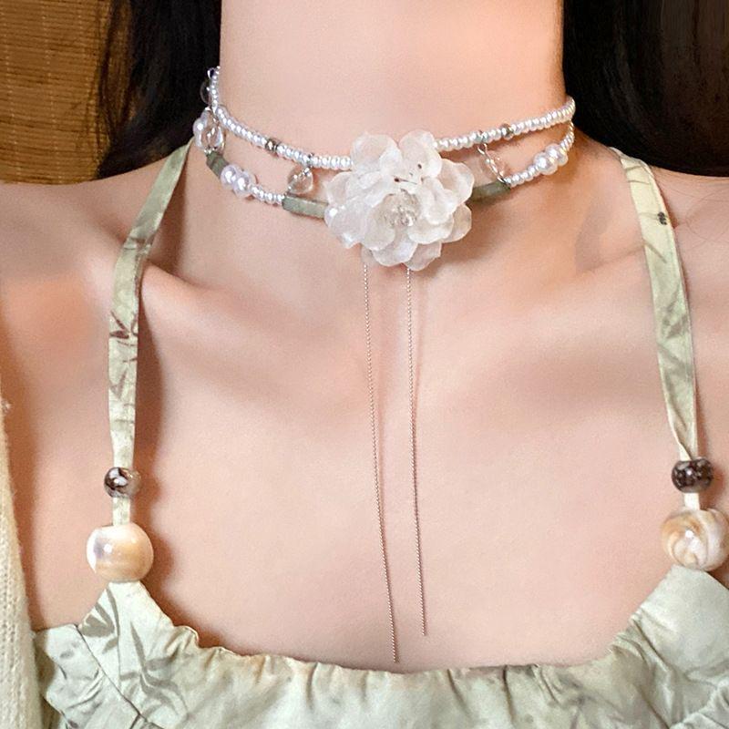 2025 High-End Gothic Punk Necklace: Y2K Dark Style Clavicle Chain for Women