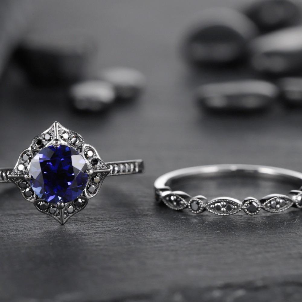 Luxury Women's Ring Creative Darth Vader Jewelry Couple Ring Simple Blue Diamond Flower Ring