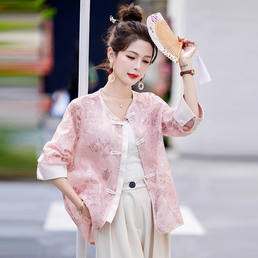 Light retro embroidered jacket for women to look good in summer Eugen yarn thin sunscreen clothes and tops