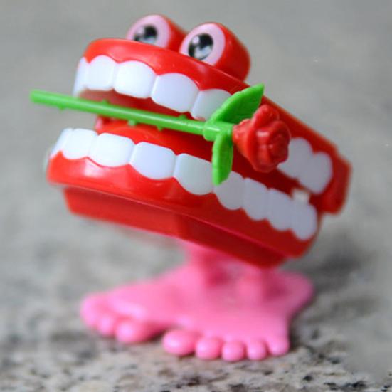 Funny Cartoon Teeth Denture Foot Wind Up Clockwork Educational Kids Spring Toy