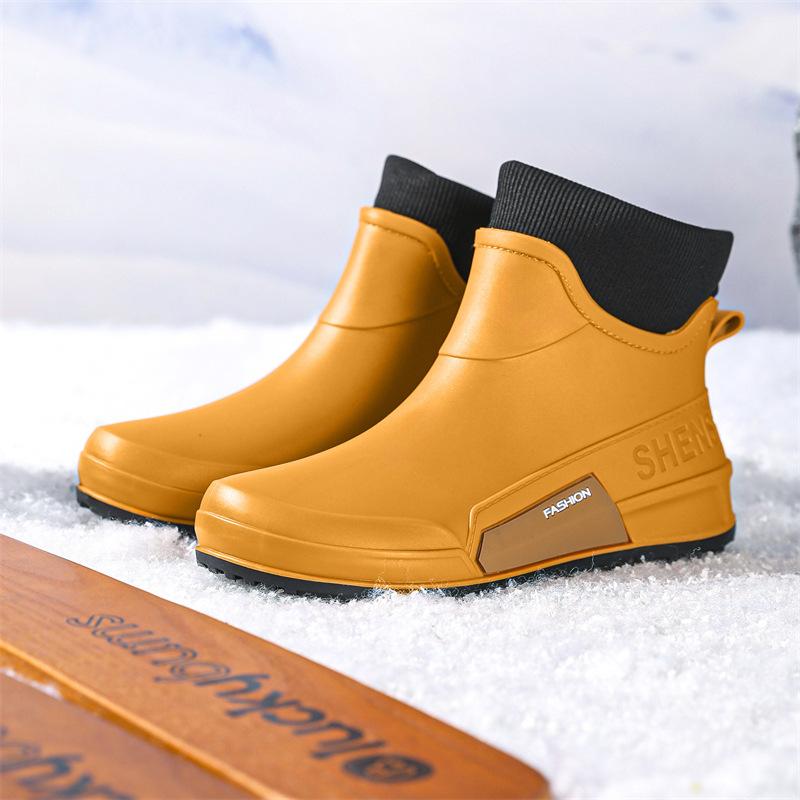 New Rain Shoes Men's and Women's Fashion Water Shoes Cotton Non-slip Rain Boots Short Adult Waterproof Outdoor Boots