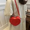 Fashionable 2024 Autumn Minimalist Colorblock Heart Shaped Shoulder Bag For Trendy Individuals