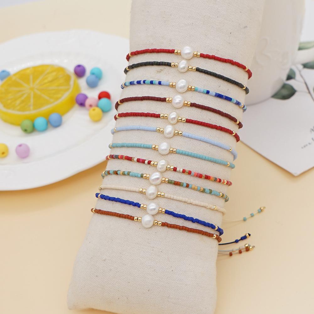 Trendy Deep Blue & Gold Rice Bead Pearl Hand Bracelet: Niche Design Women's Fashion Accessory