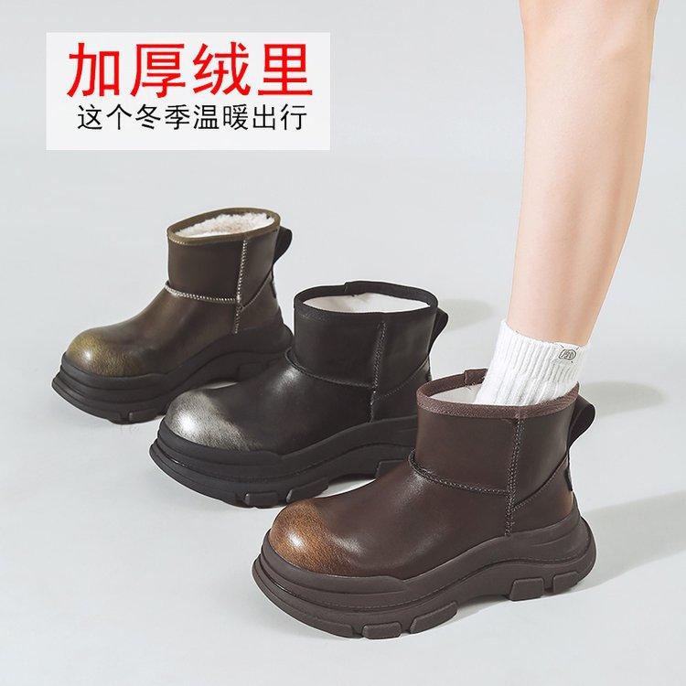 Waterproof and non-slip thick-soled fashionable warm snow boots for women 2025 new short velvet thickened large cotton shoes for women