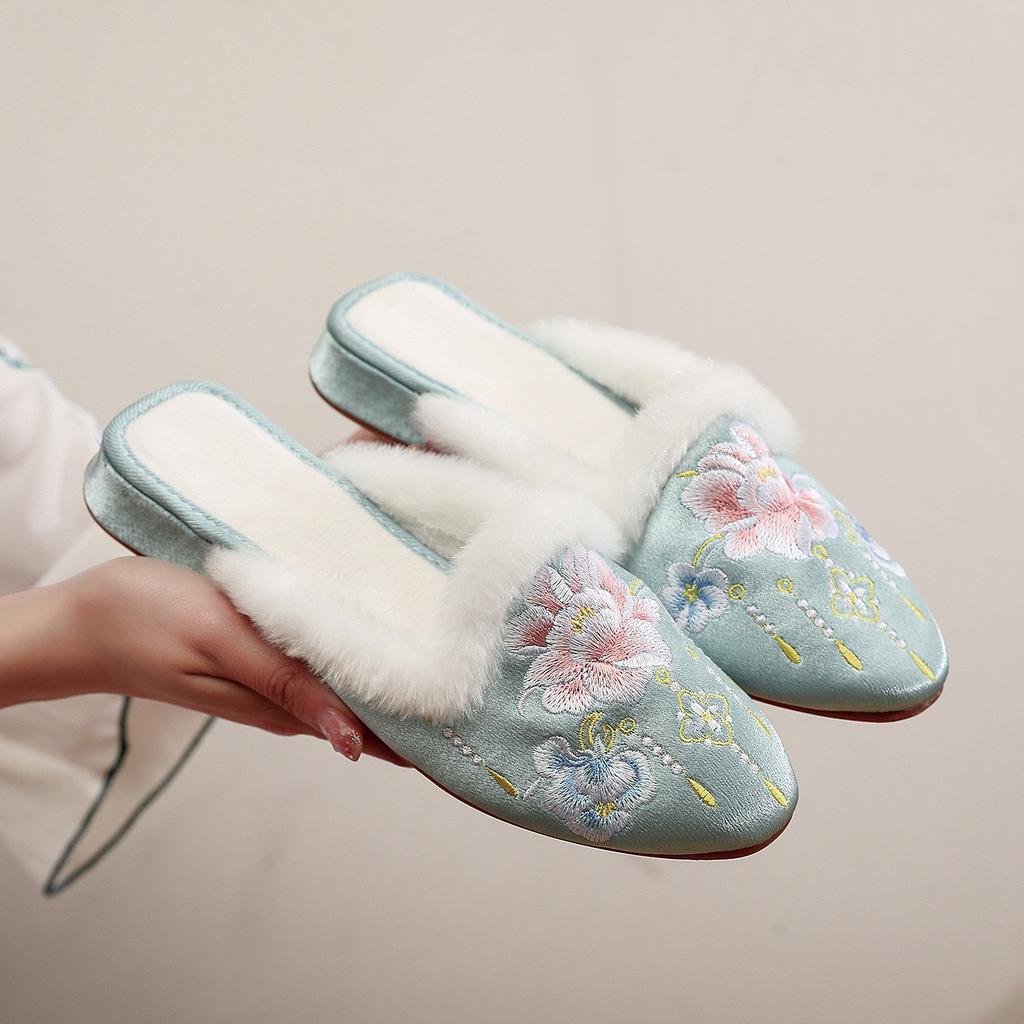 [Flower Dynasty] 2025 winter new product embroidery women's indoor antique Han element embroidery shoes Hanfu women's velvet slippers