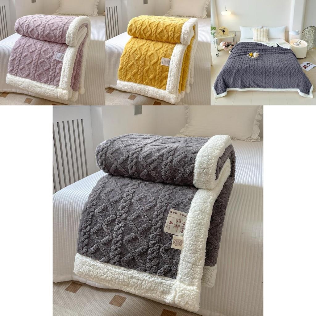 Polyester-Flanell-Decke mit weichem Plüschgefühl für Nickerchen im Büro und den Gebrauch auf dem Sofa