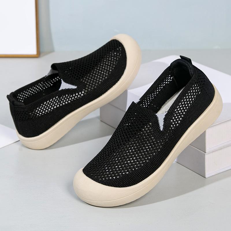 New Summer Cloth Shoes Women's Shoes Breathable Casual Walking Shoes Hollow Mesh Soft Sole Mother Shoes