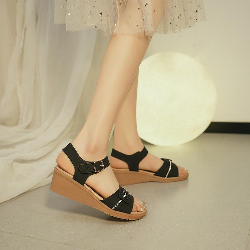 2025 new summer simple mid-heel wedge heel exquisite rhinestone one-word buckle comfortable casual sandals women's shoes