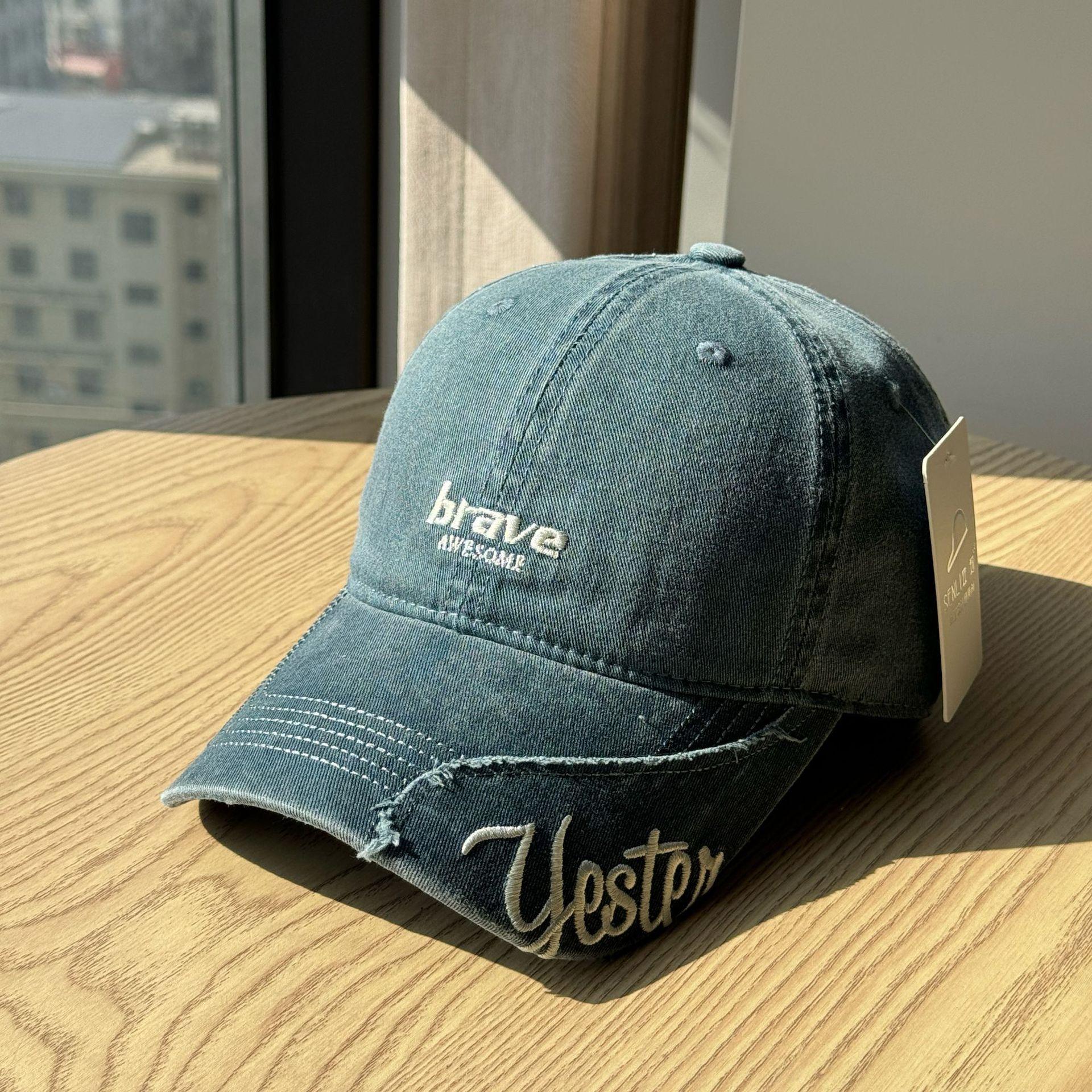 

New fashion side-letter vintage distressed soft-top baseball cap for women, spring and summer sun protection hat, duckbill cap for men Adult54-60Adjustable синій