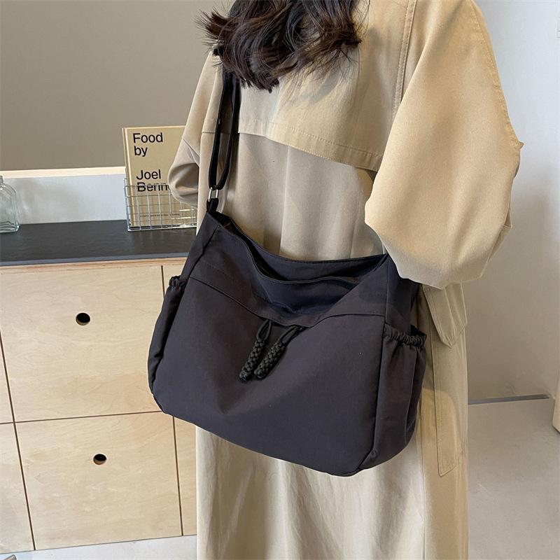 2025 Spring/Summer Versatile Large Capacity Korean Style Tote Bag for Women - Casual and Stylish Cloth Bag for Students