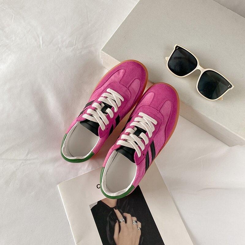 Retro-Trainingsschuhe aus Leder für Damen 2025 neu pink atmungsaktiv bequem Sport- und Freizeitschuhe flache Forrest Gump Board-Schuhe