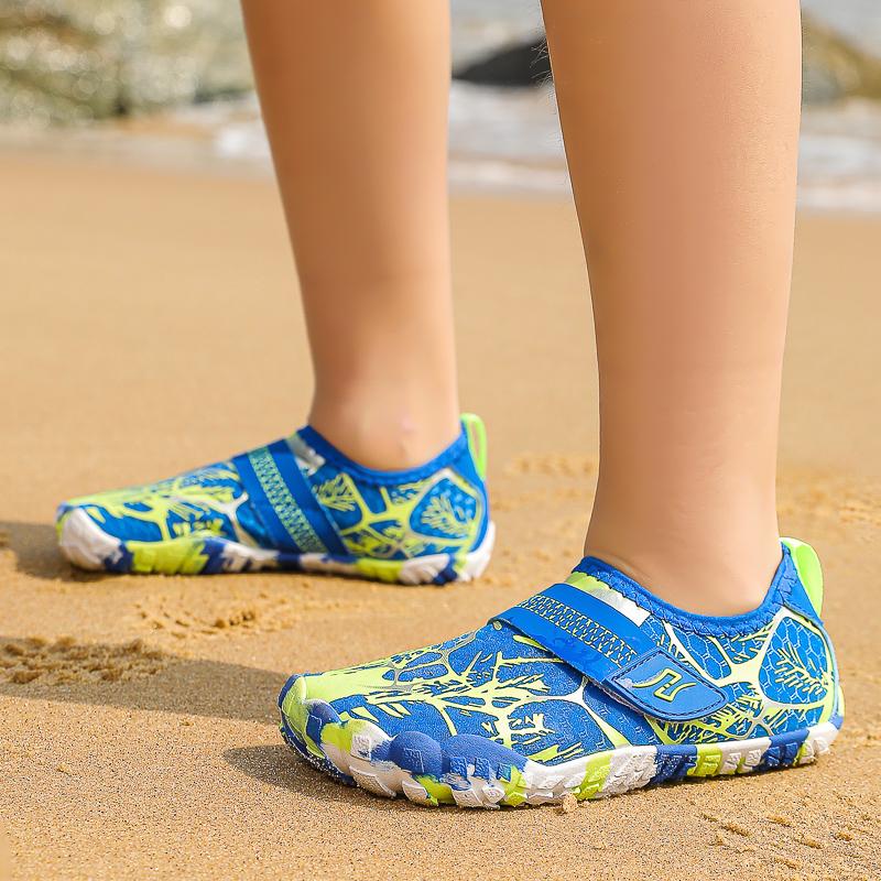 Child Wading Sneakers Sea Water Sports Shoes Light Aqua Shoes Kids Barefoot Wading Shoes Quick Dry Swimming Trainers