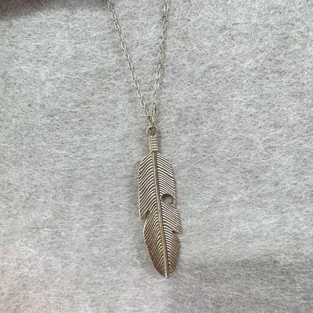 Elegant Cross-Border Sweater Chain: Luxury Women's Long Necklace - Versatile, Chic Autumn/Winter Accessory