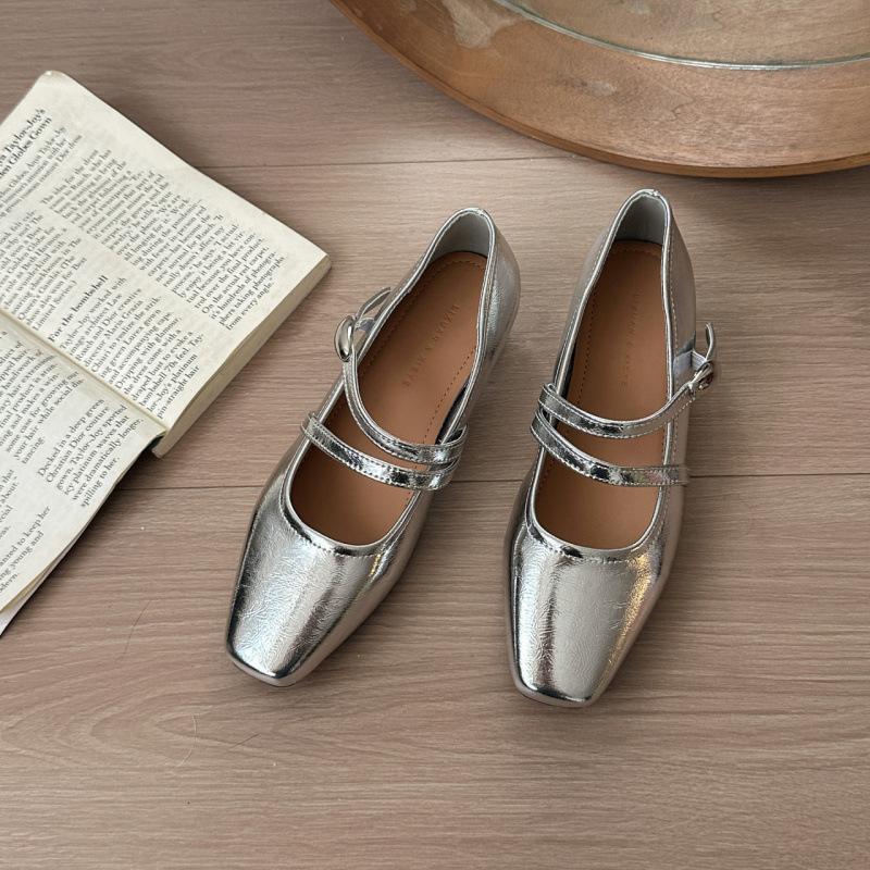 

Sheepskin version! Silver Mary Jane shoes women s summer 2025 new fashion explosion super fire temperament French light mouth single 40 серебряный