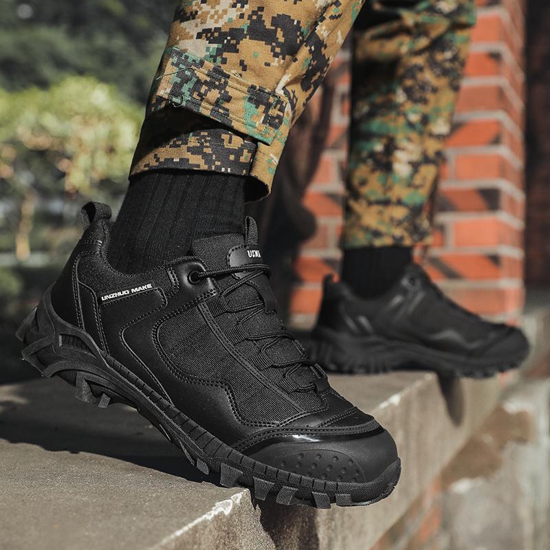 New Men's Tactical Boots Combat Anti-Slip Work Shoes Breathable Special Force Army Boots Male Military Motorcycle Shoe