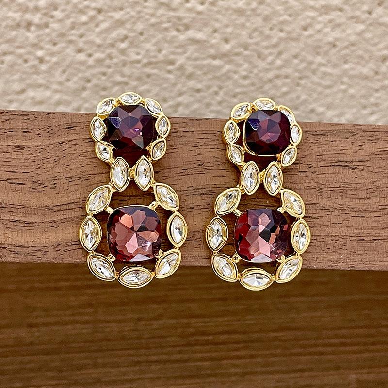 Fashion Classic Pink Color Crystal Enmale Earrings For Women Girls Exquisite Design Pendant Flower Ear Rings Jewelry Accessories