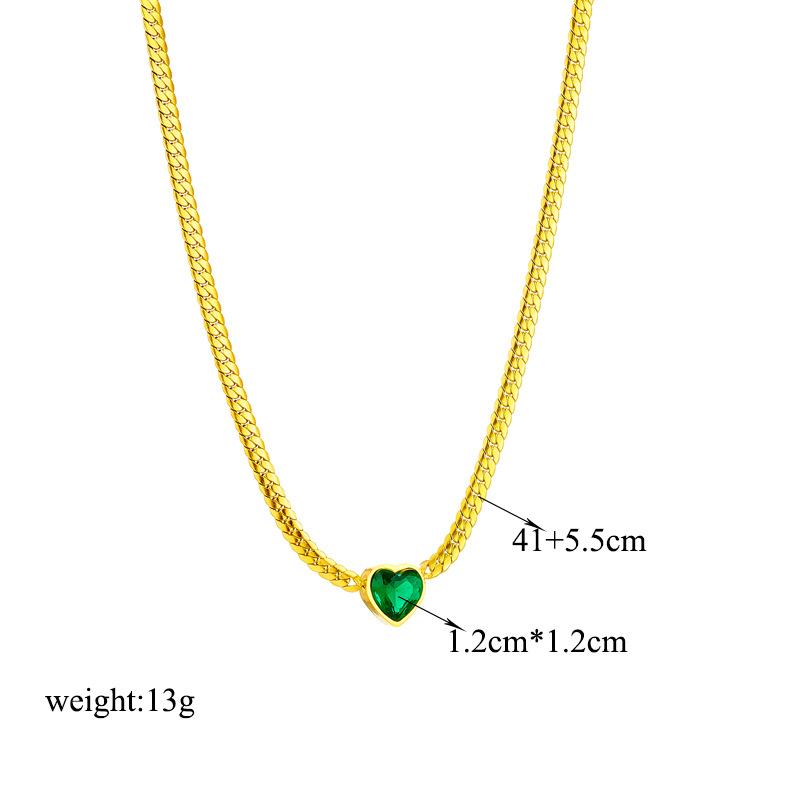 Eenvoudige niche hartvormige hanger bezet met diamanten, Titanium Stalen gedraaide ketting ketting met groene diamanten.