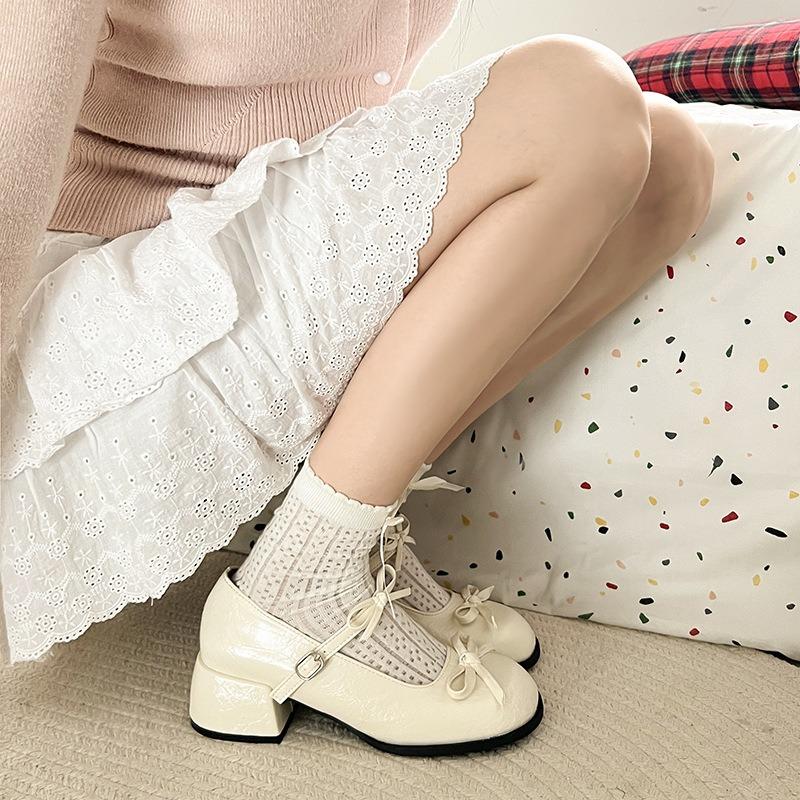 Argent talons hauts épais bouche légère chaussures simples femmes nouveau printemps et été jupe JK Mary Jane chaussure tempérament