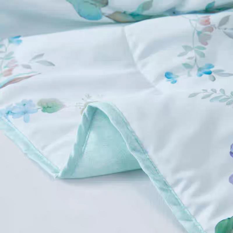 Mengjie Home Textiles Soft & Cool All-Season Quilt