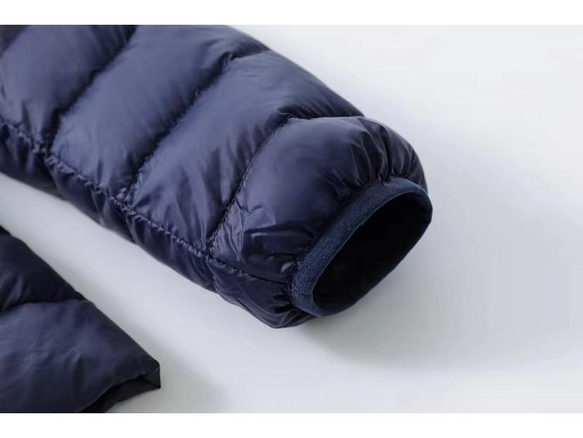 Lightweight Men's Plus Size Down Jacket, Round Neck, Ultra-Thin, No Collar, for Middle-Aged and Elderly.