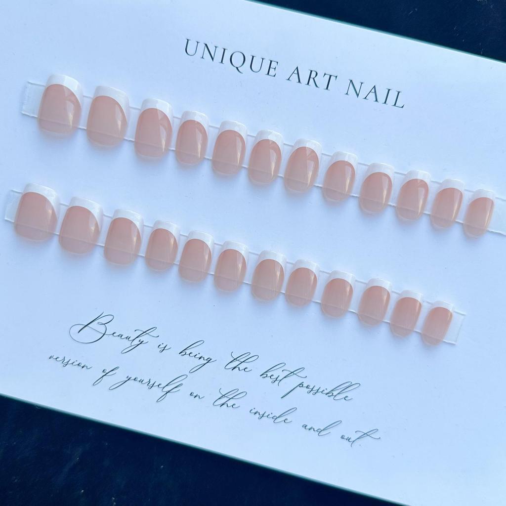 Simple French Gradient Detachable Press-On Nails: Short, Whitening False Nail Tips.