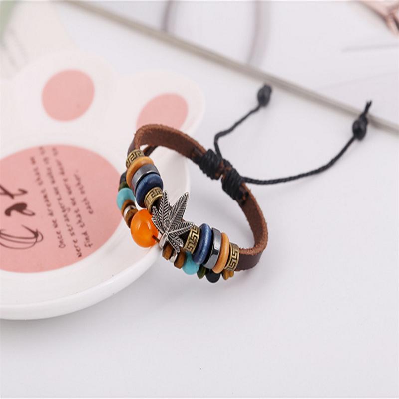 Unisex Retro Beaded Maple Leaf Cowhide Leather Bracelet